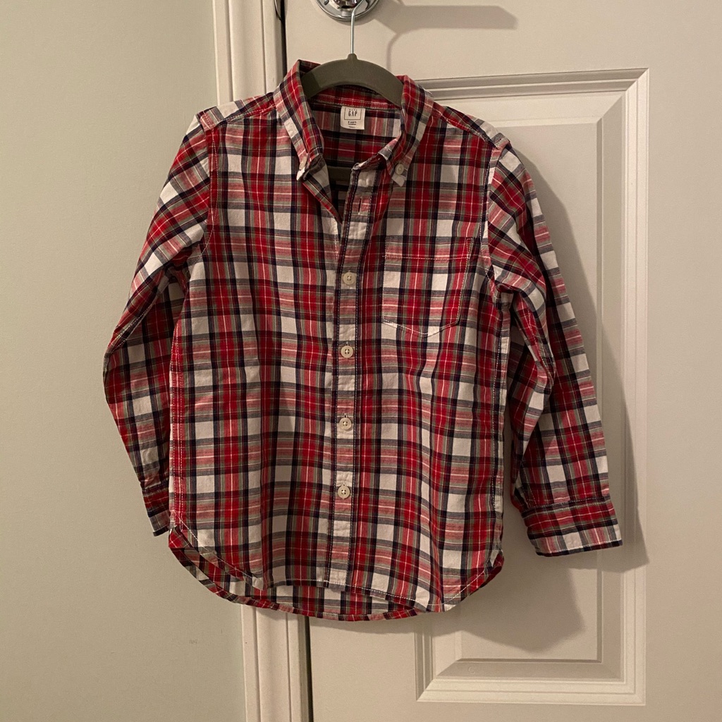 Gap Plaid Button Down!